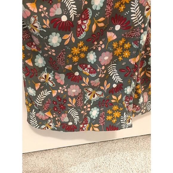 Duluth Trading Co. Heirloom Butterfly and Floral Print Gardening Bib Large X 31L - Picture 5 of 12